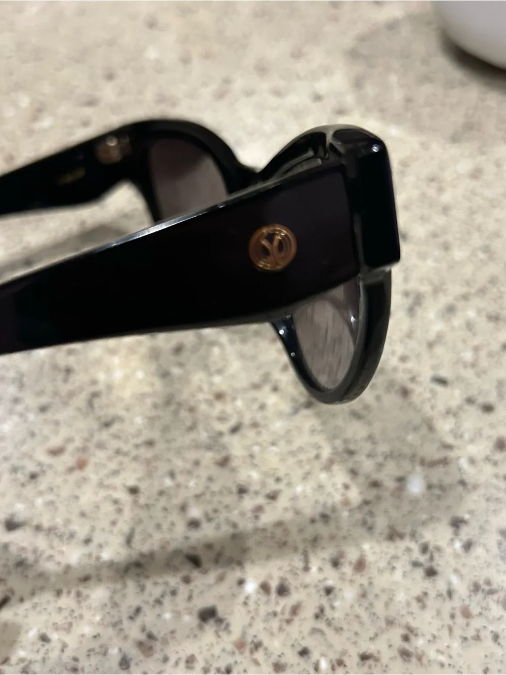 Yunison women’s Jet Black Sunglasses